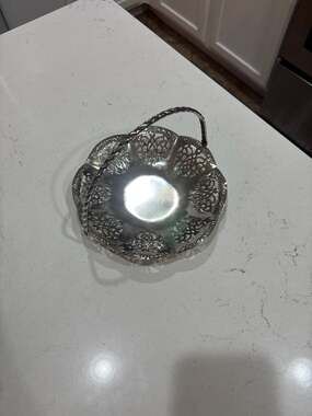 Vintage Leonard Silverplated Pierced Rose Bonbon Basket with Handle